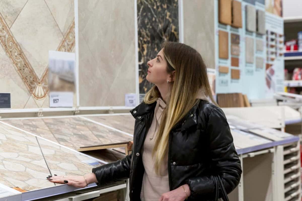 Pourquoi choisir du carrelage en déstockage pour vos projets de rénovation ?